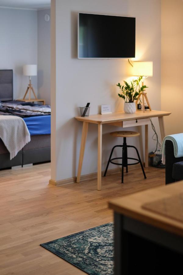 Ohtu Poik 2 City Center Basement Apartment Pärnu Dış mekan fotoğraf